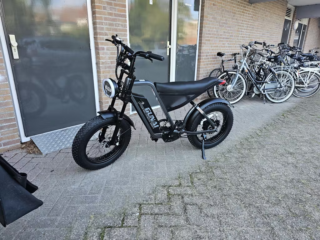 【Second Hand】GUNAI-Y Moped Electric Bike for Adults 20 Inch Off-Road Dirt Electric Mountain Bike with 48V18AH Lithium-Ion Battery, 7-Speed Full Suspension